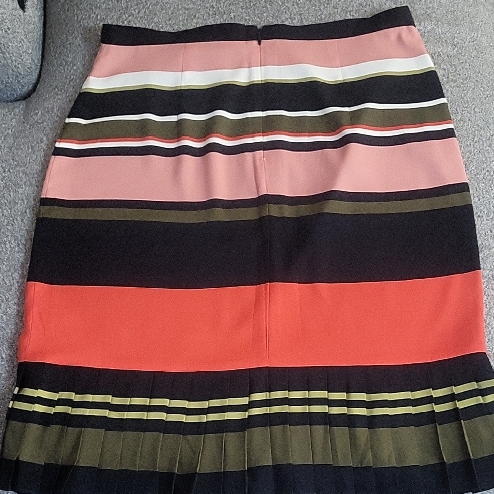 NWT Ann Taylor Stripped Pink and Black Striped Pencil Skirt - Picture 3 of 10